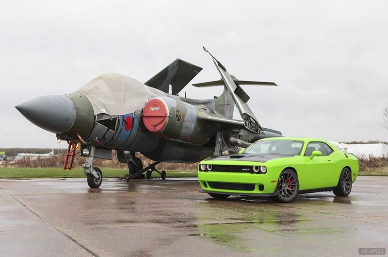 2016 Dodge Challenger Hellcat in Cardiff 7
