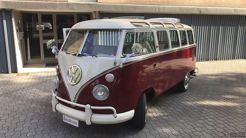 1967 Volkswagen T1 in Castelfranco Veneto 2