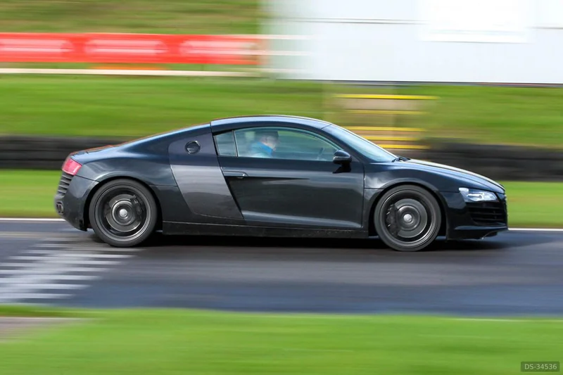 2007 Audi R8 V8 in Cardiff 2