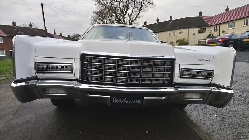 1972 Lincoln Continental in Manchester 4