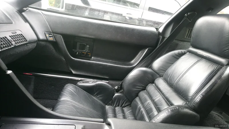 1990 Chevrolet Corvette in Manchester 6