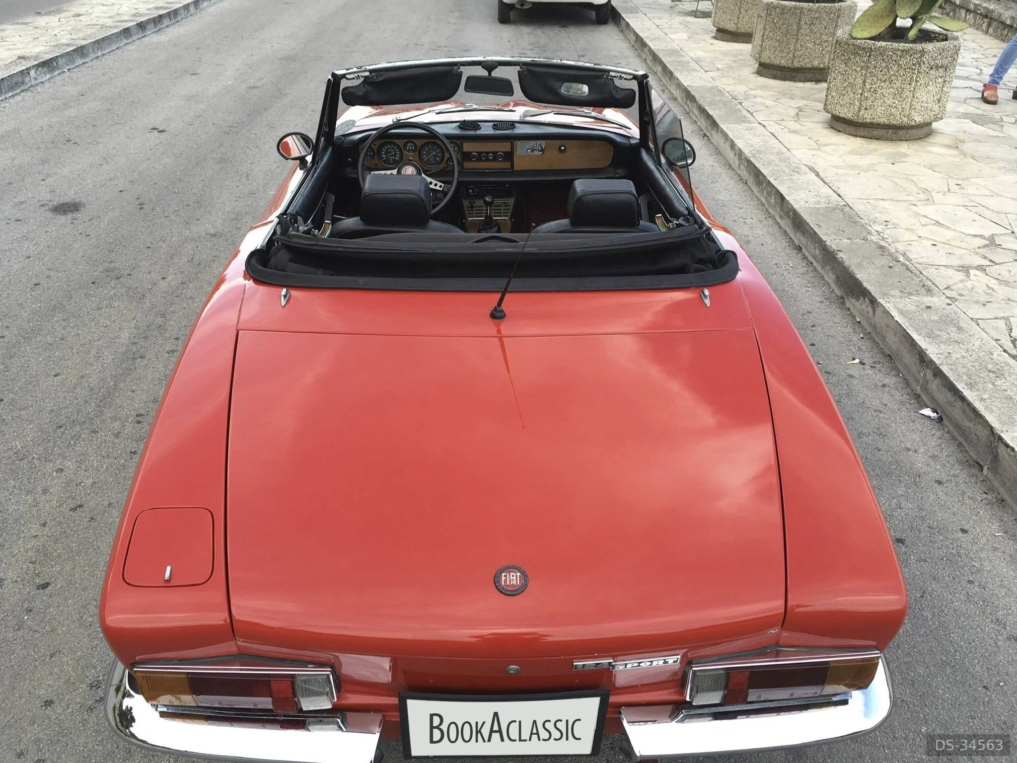 1973 Fiat 124 Spider Sport