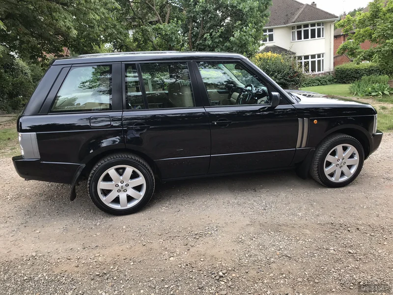2004 Land Rover Range Rover in London 2