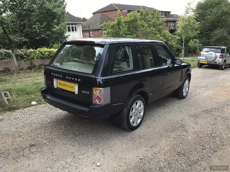 2004 Land Rover Range Rover in London 3