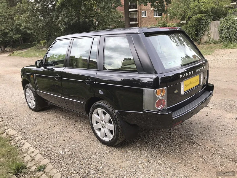 2004 Land Rover Range Rover in London 4