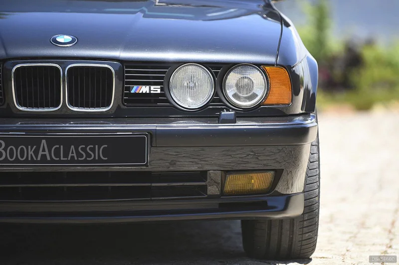 1989 BMW M5 in Vila Meã, Amarante 3