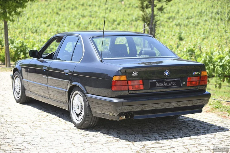 1989 BMW M5 in Vila Meã, Amarante 4