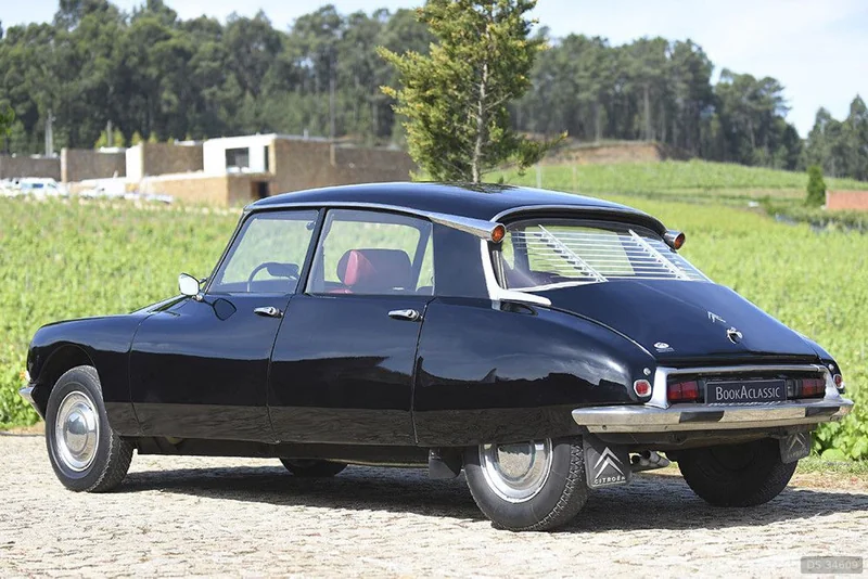 1968 Citroen Id19 in Vila Meã, Amarante 4