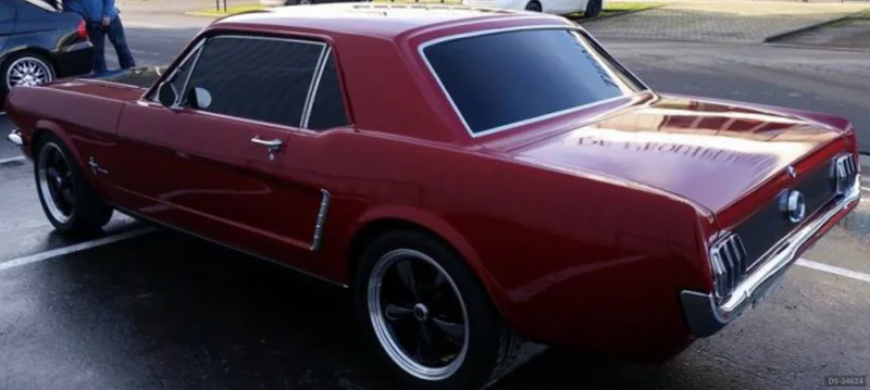 1965 Ford Mustang in Maurage 2