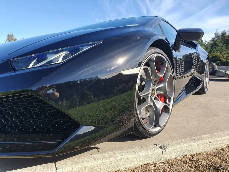 2016 Lamborghini Huracane in Auckland 3