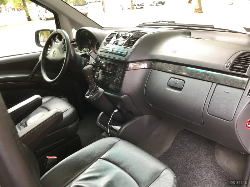 2012 Mercedes-Benz Viano in Cascais 4