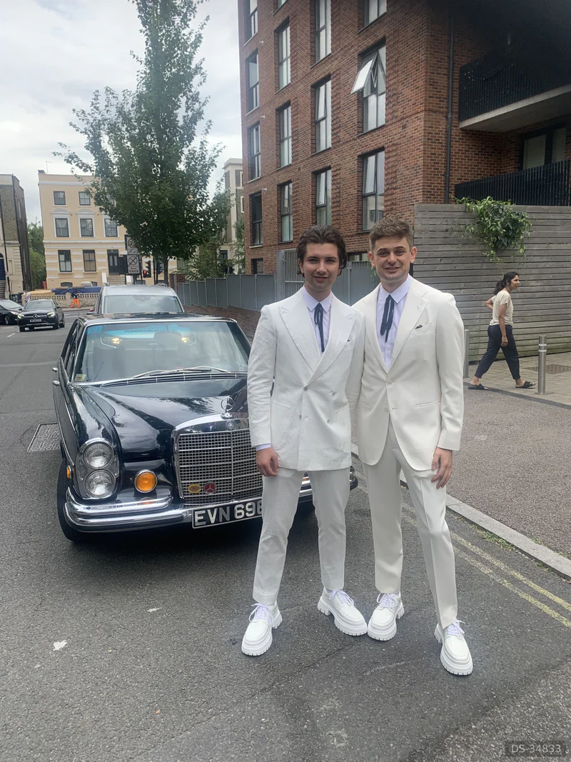 1972 Mercedes-Benz 280 SE 4.5 in Twickenham 10