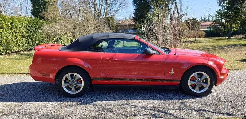2006 Ford Mustang in Turbigo