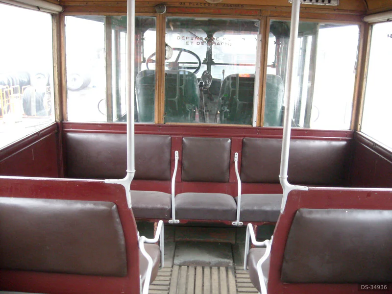 1935 Renault Autocar in Wissembourg 3