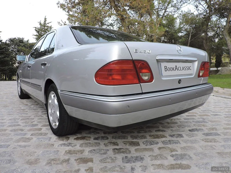 1997 Mercedes-Benz E430 in Colmenar Viejo 4