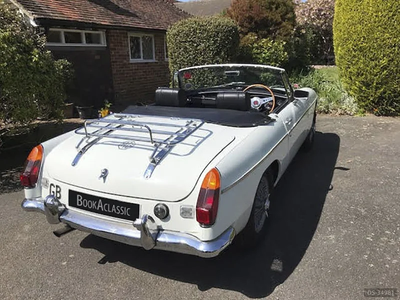 1971 MG B in Tunbridge Wells 5