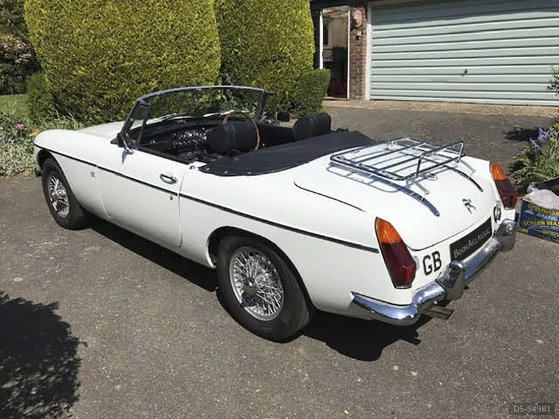 1971 MG B in Tunbridge Wells 2