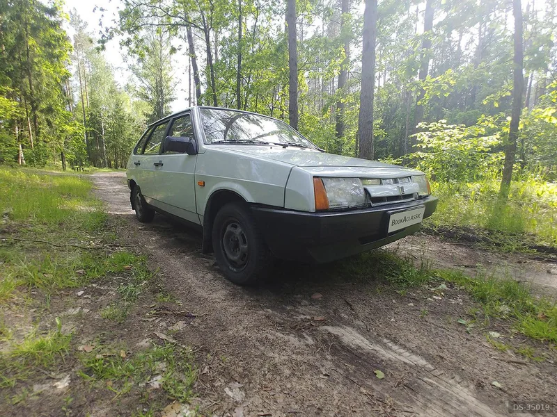 1990 Lada Samara in Grabówka 2