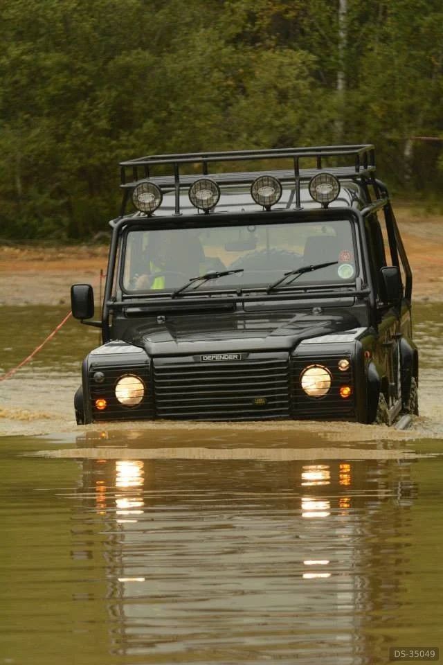 2001 Land Rover 110 Defender LE Tomb Raider in Great Barford 5