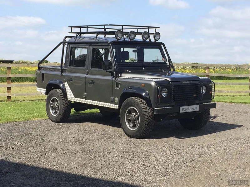 2001 Land Rover 110 Defender LE Tomb Raider in Great Barford 9