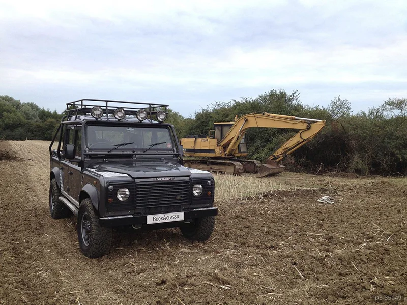 2001 Land Rover 110 Defender LE Tomb Raider in Great Barford 8