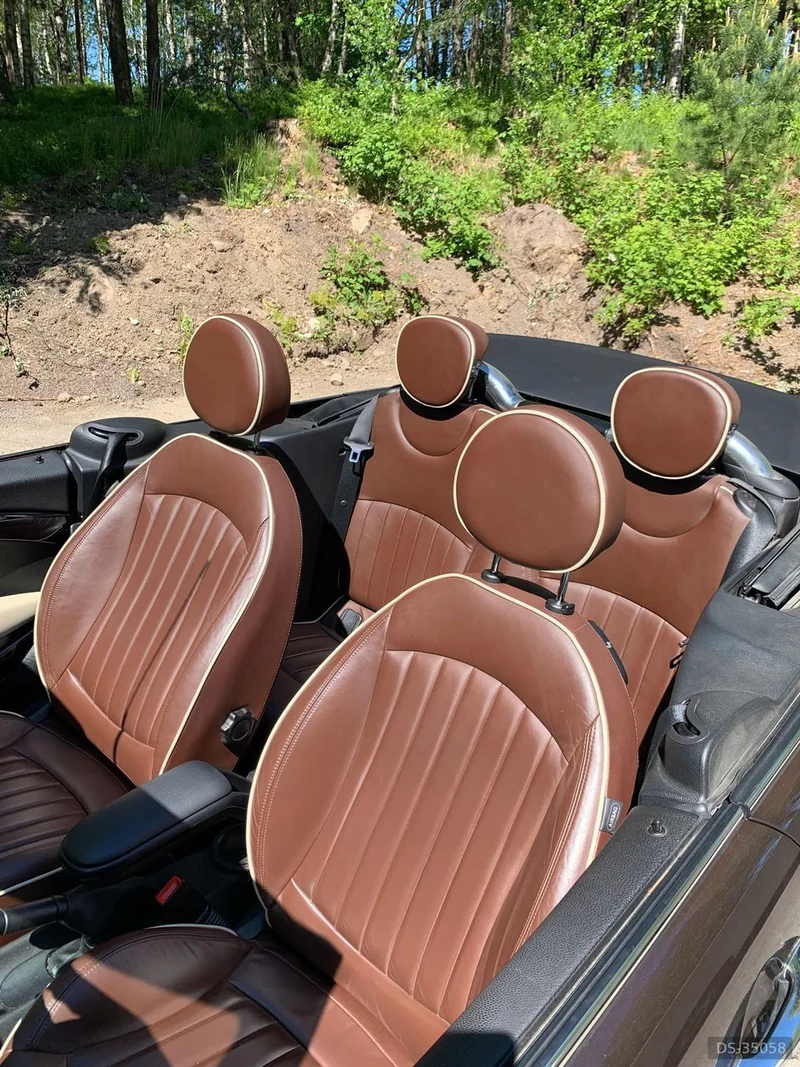 2012 Mini One Cabriolet in Oslo 4
