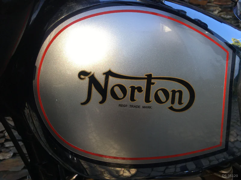 1954 Norton Es 2 in Porto 3