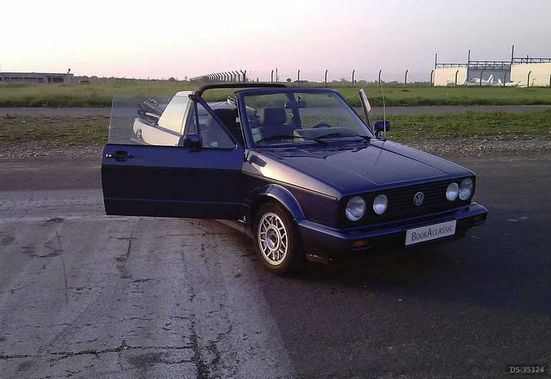 1990 Volkswagen Golf in Belbeuf 2