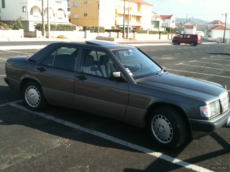 1993 Mercedes-Benz 190 in Lisboa, Lisboa (concelho) 5