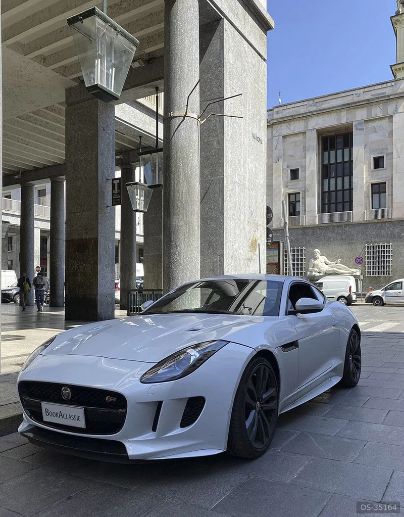 2017 Jaguar F-type S Awd in Torino 2
