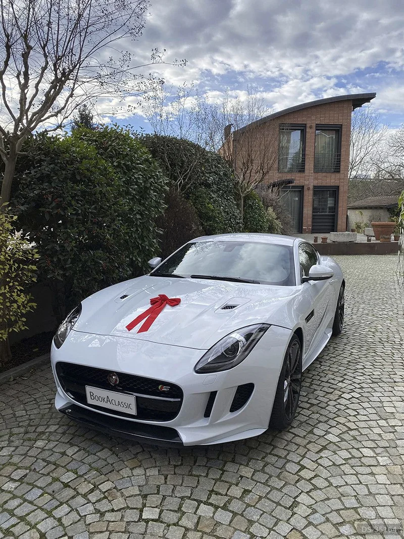 2017 Jaguar F-type S Awd in Torino