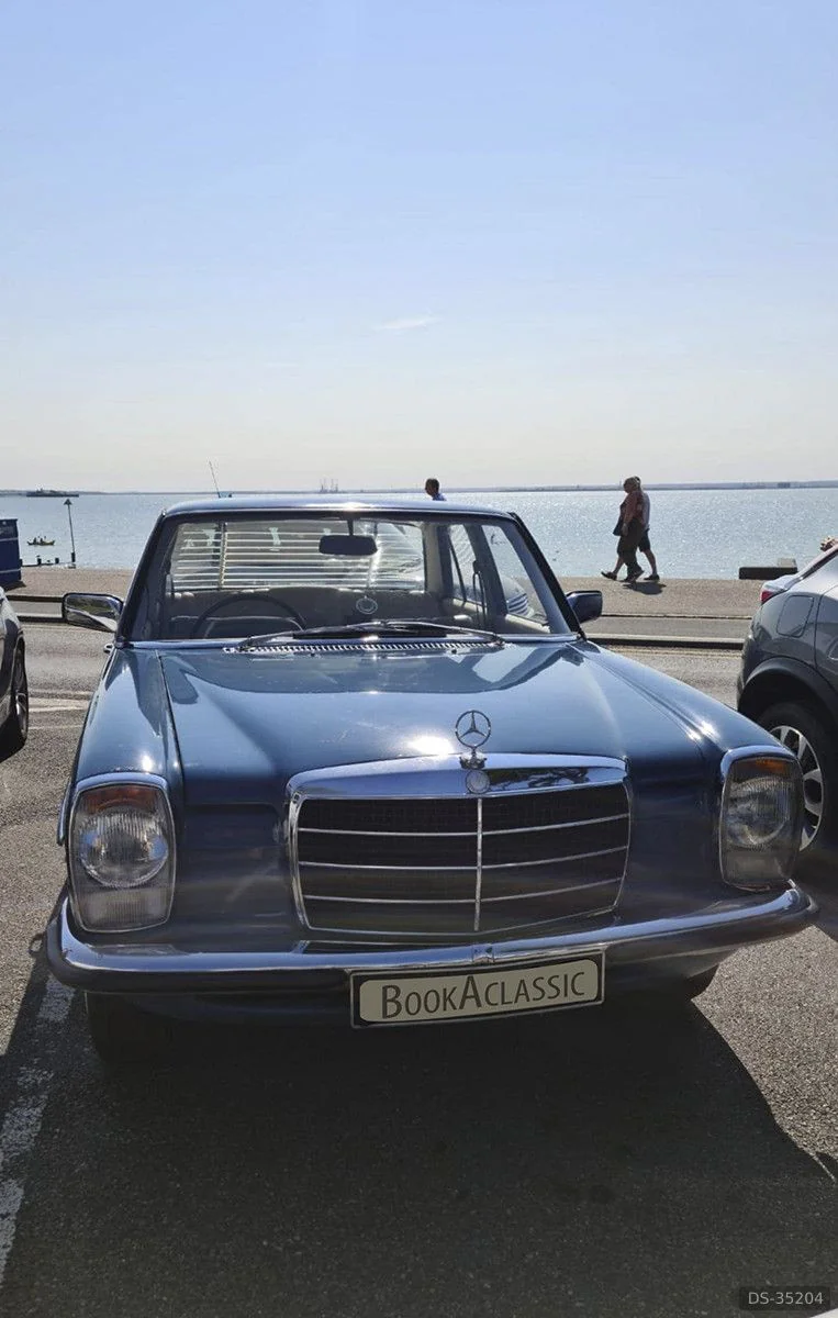 1976 Mercedes-Benz W115 in Wallington 6