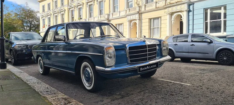 1976 Mercedes-Benz W115 in Wallington 10