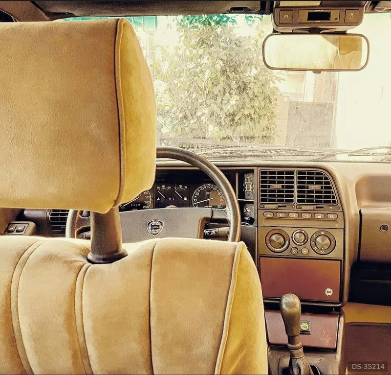 1987 Lancia Thema in Roma 2