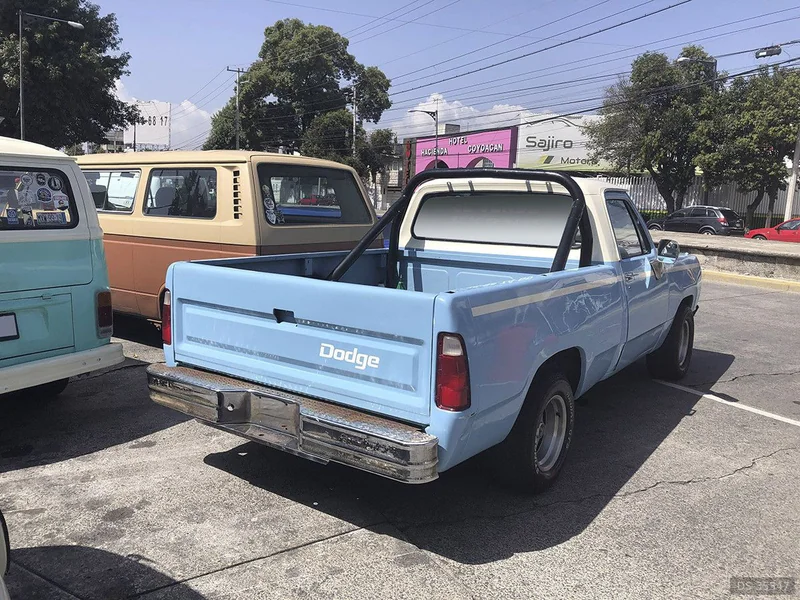1979 Dodge D100 in Mexico 6