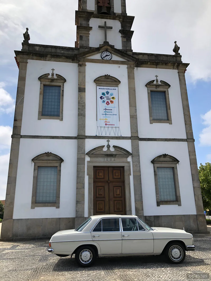 1968 Mercedes-Benz 250 in São João Da Madeira 3