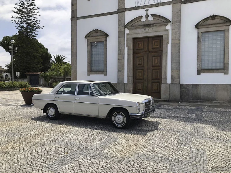 1968 Mercedes-Benz 250 in São João Da Madeira 2