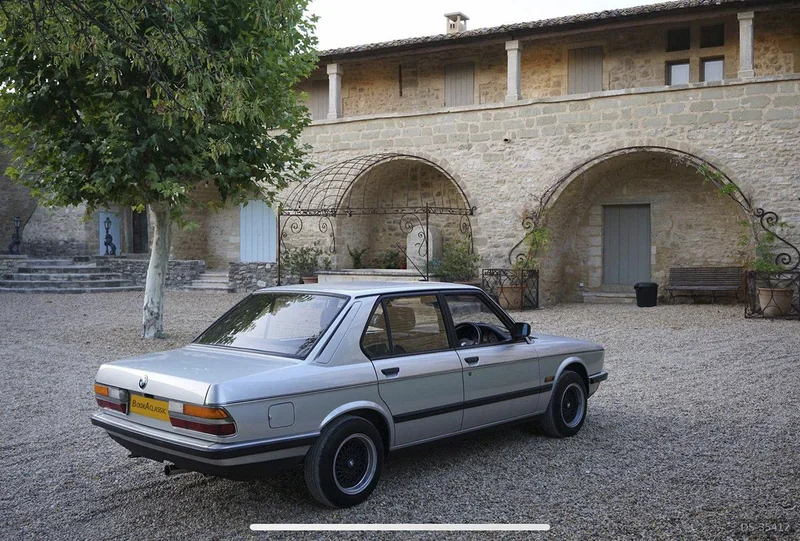 1984 BMW 520i in London 2