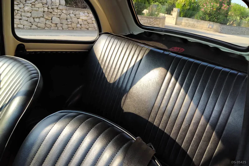 1970 Fiat 500 L in Modica 5