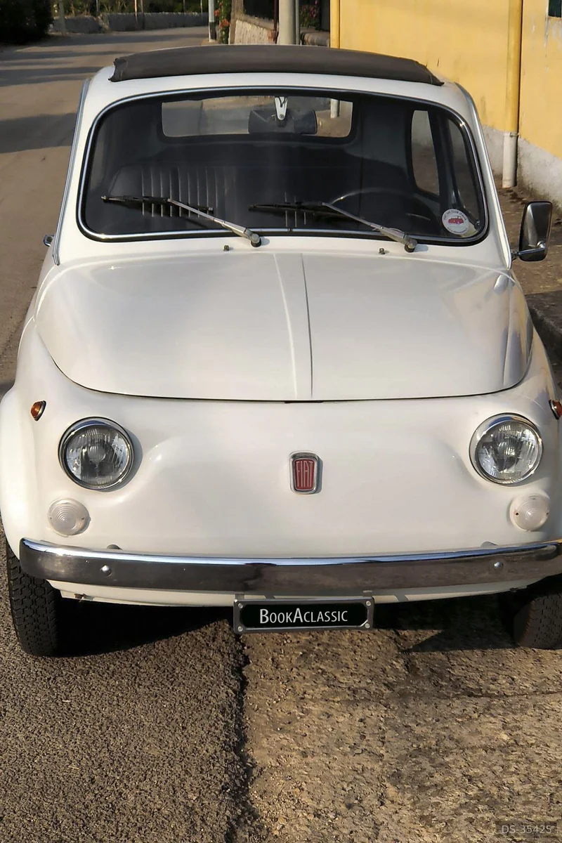 1970 Fiat 500 L in Modica 4