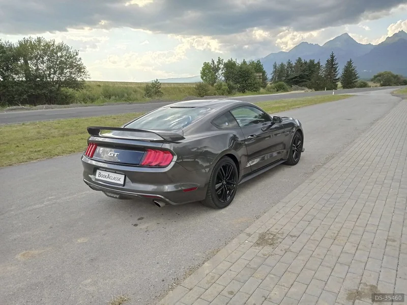 2016 Ford Mustang in Poprad 2