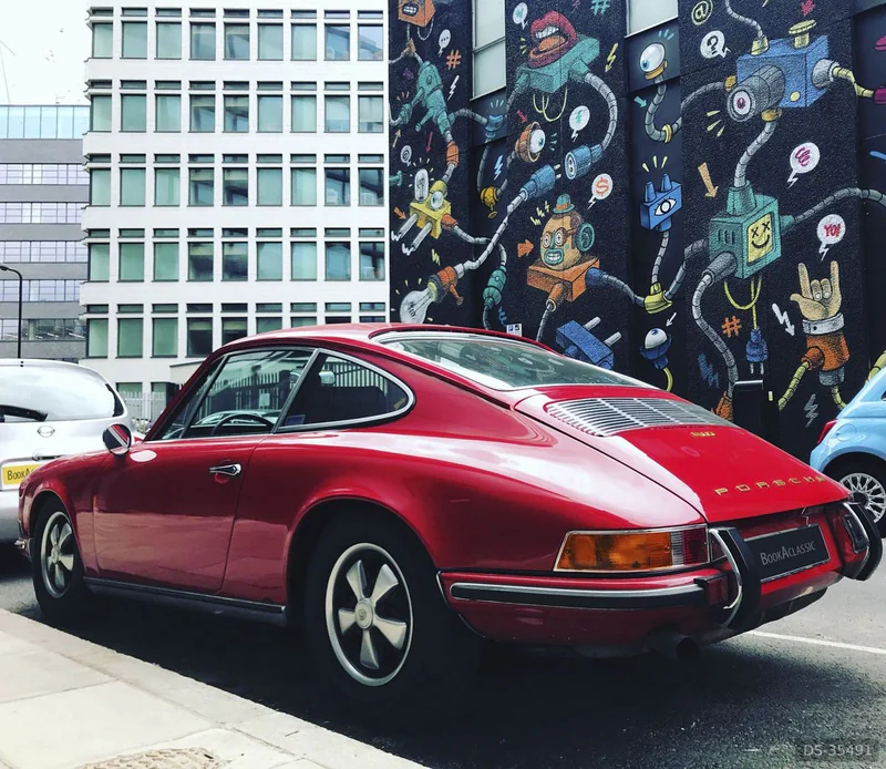 1971 Porsche 911 in London 6