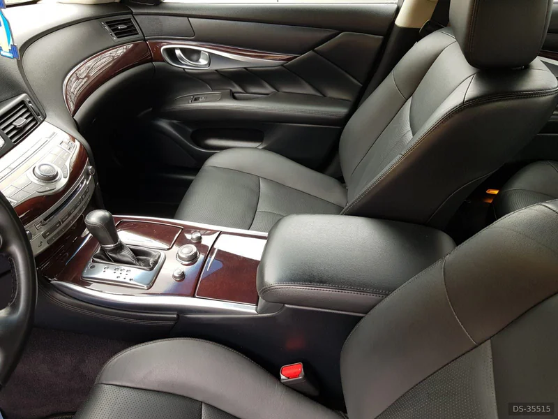 2016 Infiniti Q70 in Košice 6