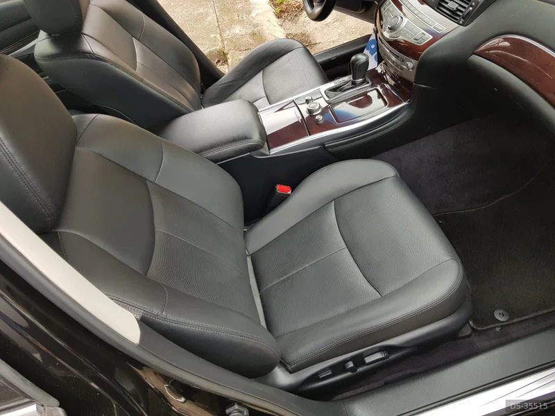 2016 Infiniti Q70 in Košice 7