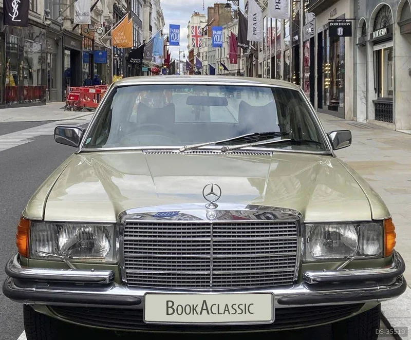 1976 Mercedes-Benz 280 SE in London 7