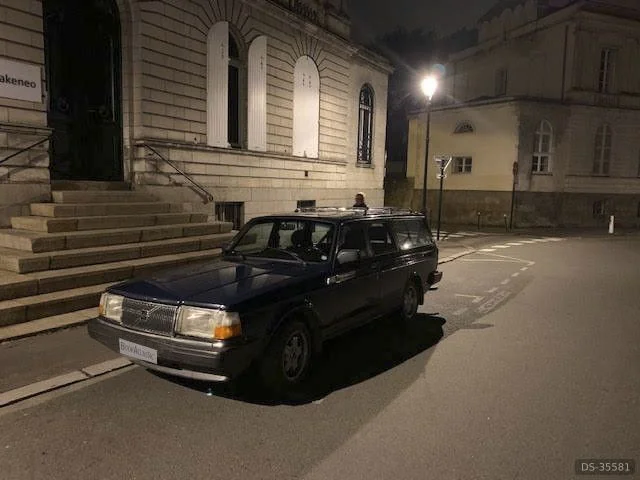 1990 Volvo 240 Break in Nantes 2