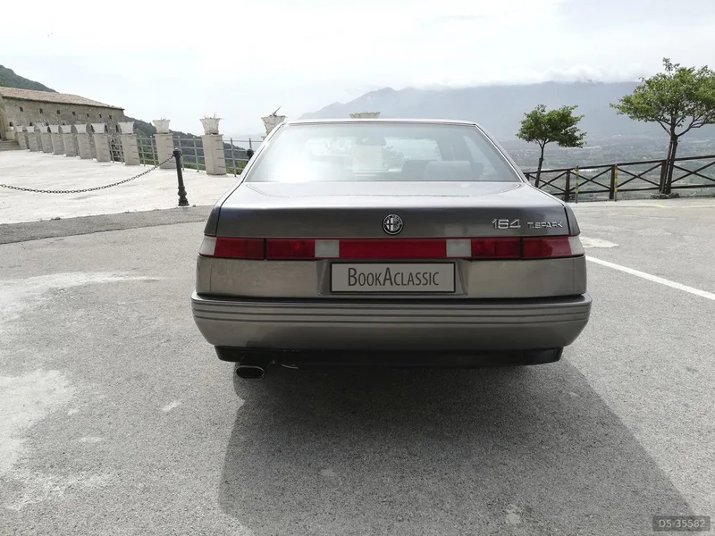 1990 Alfa Romeo 164 in Airola 24