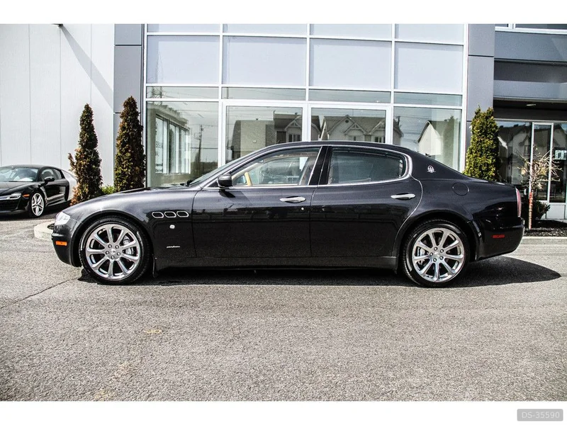 2005 Maserati Quattroporto in Halifax