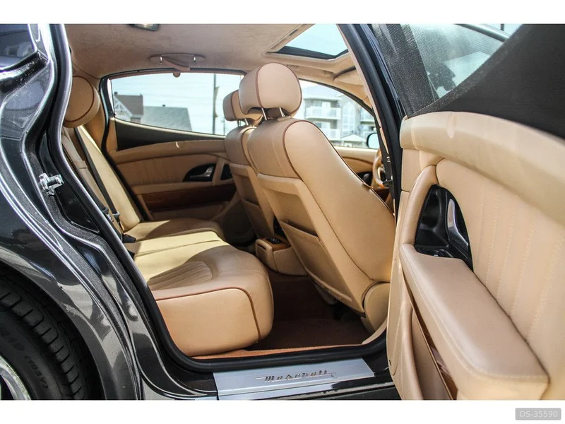 2005 Maserati Quattroporto in Halifax 2
