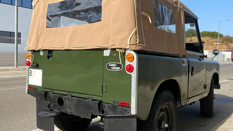 1972 Land Rover Serie 3 88 in Barcelona 11